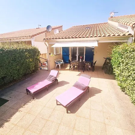 Perle Marines Maison Sans Vis à Vis 200m 2 Climatisées Piscine Dans La Casa vacanze